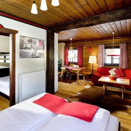 Holiday Village Kirchleitn - Dorf Grosswild - Okt04504-dyf * Bad Kleinkirchheim